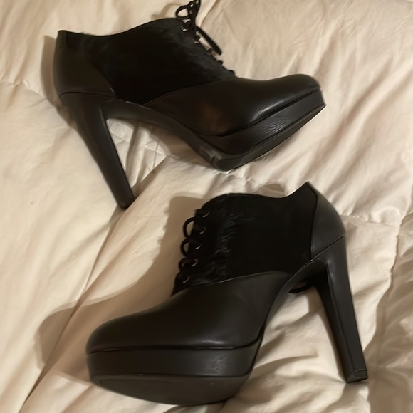 Sexy tie heels ❤️ - Picture 2 of 2